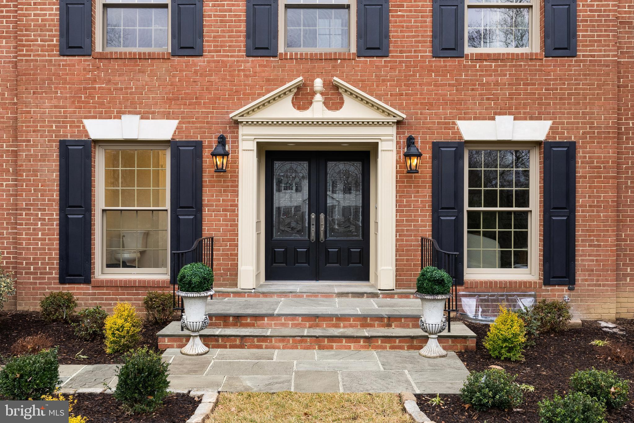 10104 Newhall Road Potomac, MD 20854 - Photo 4 of 66