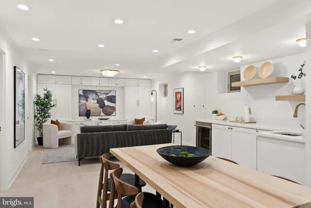 $1,895,000 | 10104 Newhall Road, Potomac, MD 20854