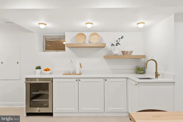 $1,895,000 | 10104 Newhall Road, Potomac, MD 20854