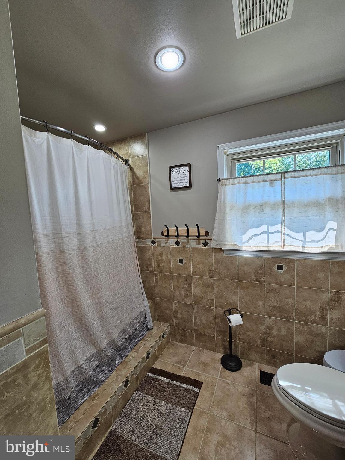 213 Farmington Road Delran, NJ 08075 - Photo 23 of 40