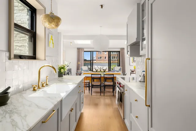 $3,850,000 | 15 Jones Street, Unit 6A | West Village