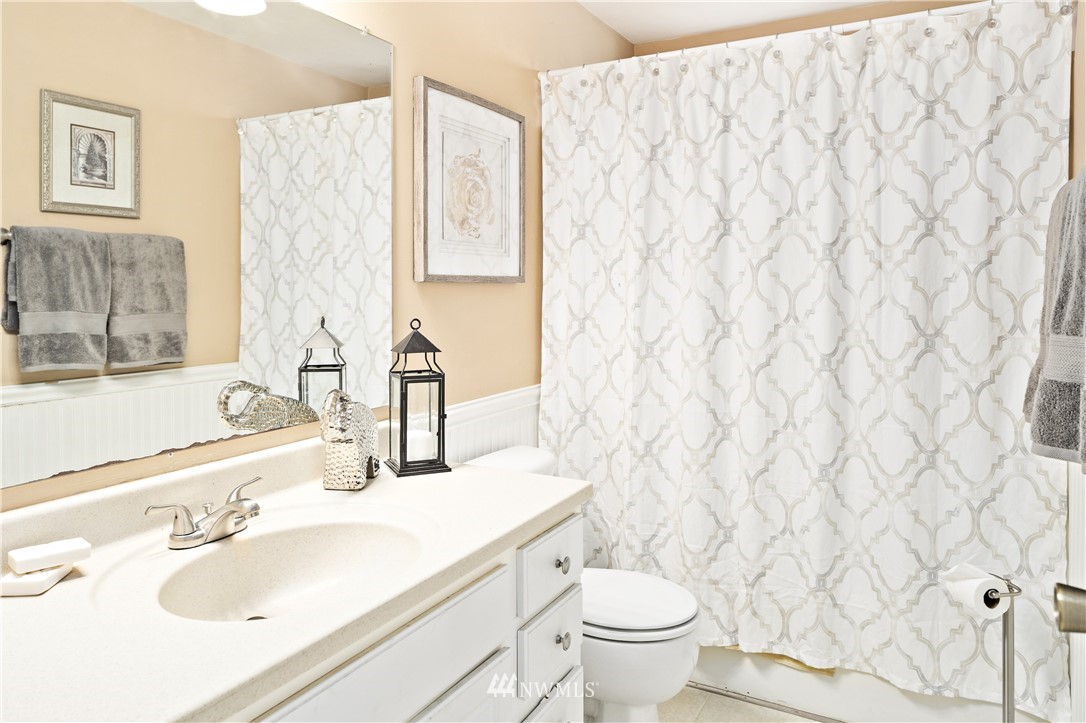 21820 Brier Road Brier, WA 98036 - Photo 14 of 19 Gallery Image 14