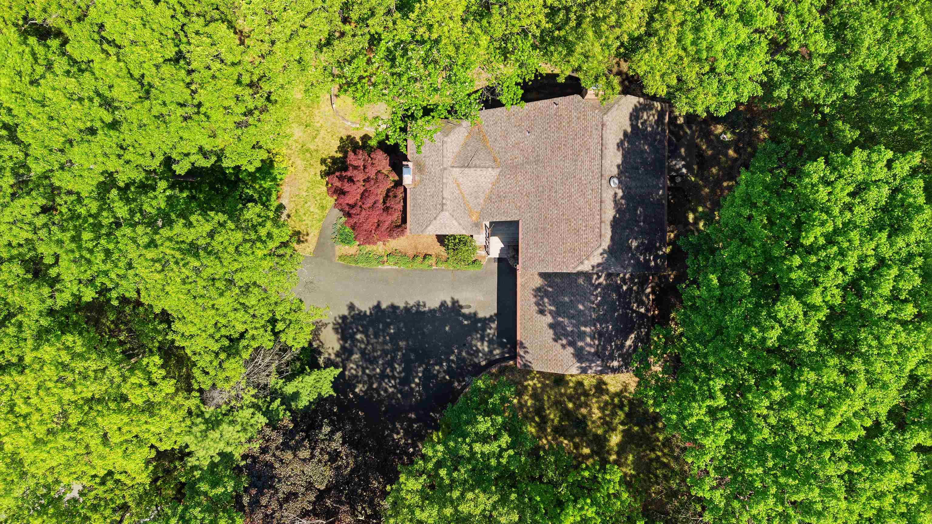 2 Carol Road Butler, NJ 07405 - Photo 41 of 49 an aerial view of a house