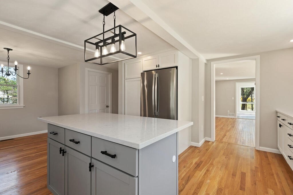 36 Sylvan Road Billerica, MA 01821 - Photo 7 of 42 Gallery Image 7