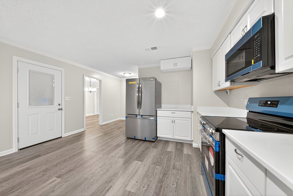 717 Lee Road Phenix City, AL 36870 - Photo 14 of 33