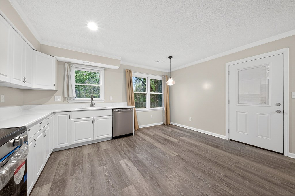 717 Lee Road Phenix City, AL 36870 - Photo 15 of 33