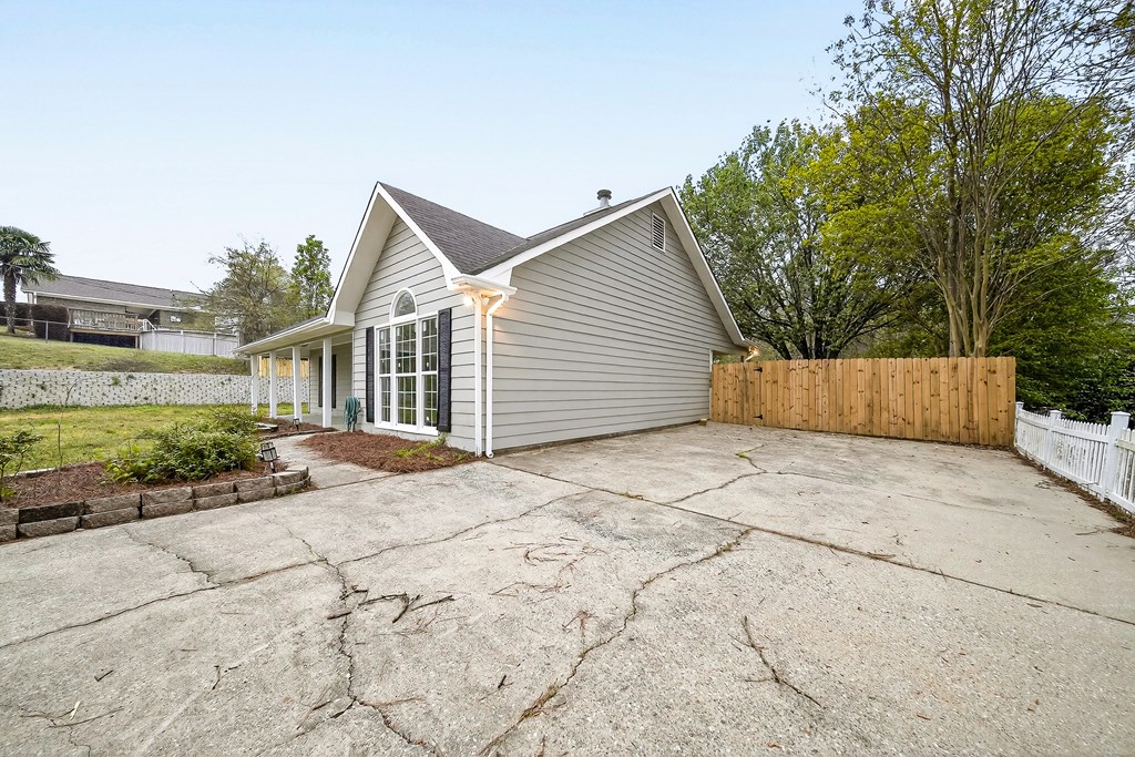 717 Lee Road Phenix City, AL 36870 - Photo 4 of 33