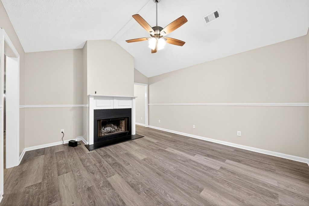 717 Lee Road Phenix City, AL 36870 - Photo 8 of 33