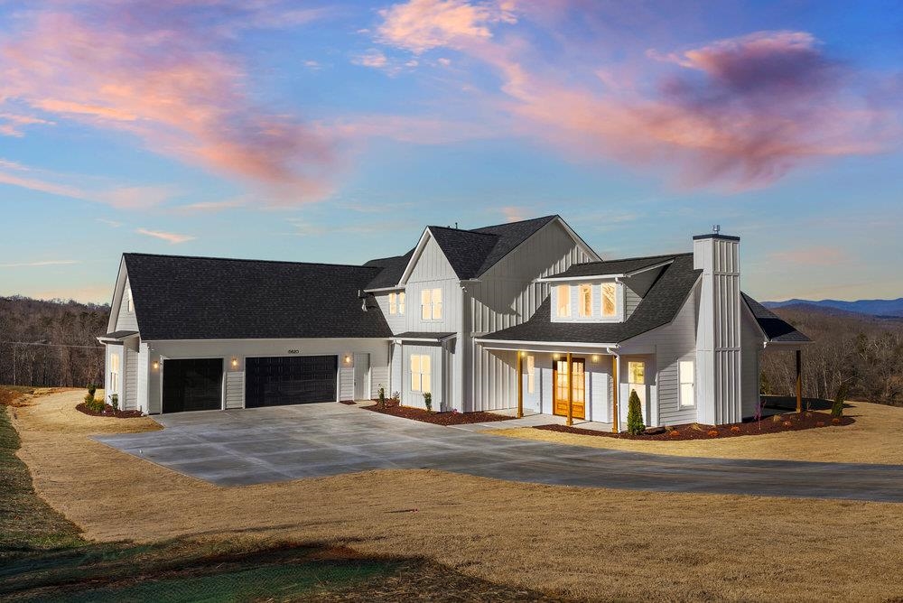 6820 Mountain View Road Taylors, SC 29687 - Photo 29 of 31