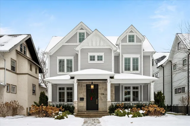 $3,225,000 | 1119 Forest Avenue, Wilmette, IL 60091