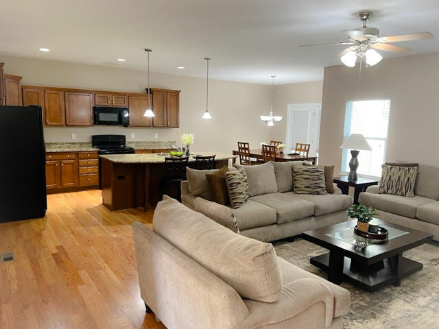 318 Koller Road Orangeburg, SC 29118 - Photo 7 of 32 IMG_4598_edited