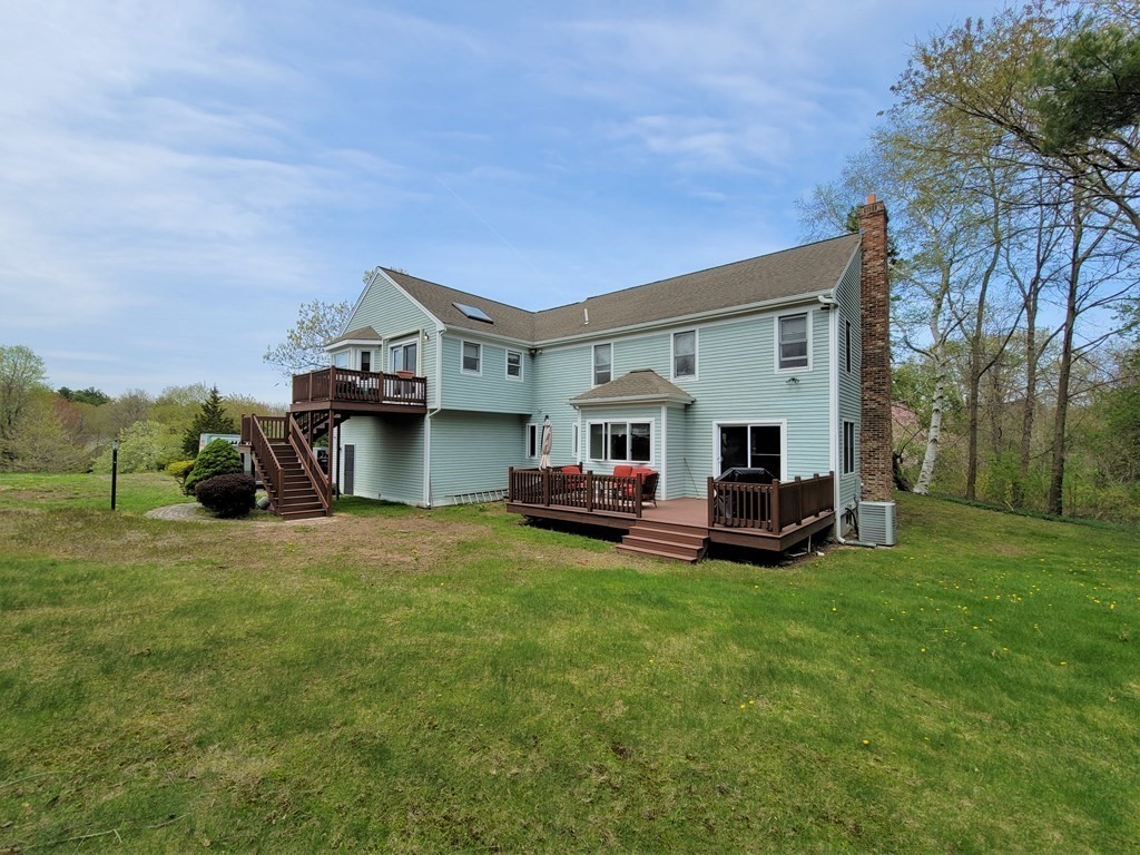 10 Thoreau Road Canton, MA 02021 - Photo 9 of 41 Gallery Image 9