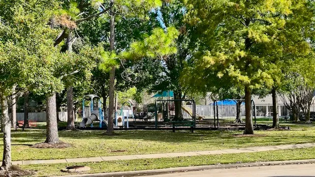 $305,000 | 1207 Mabry Mill Road, Houston, TX 77062