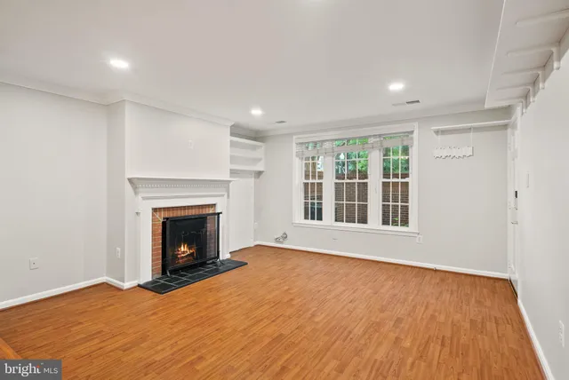 $3,500 | 1956 North Cleveland Street, Unit 1, Arlington, VA 22201