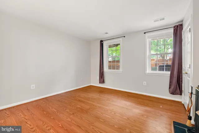 $3,500 | 1956 North Cleveland Street, Unit 1, Arlington, VA 22201