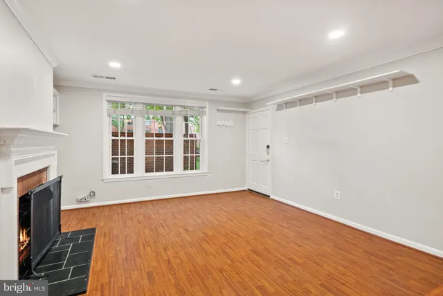 $3,500 | 1956 North Cleveland Street, Unit 1, Arlington, VA 22201