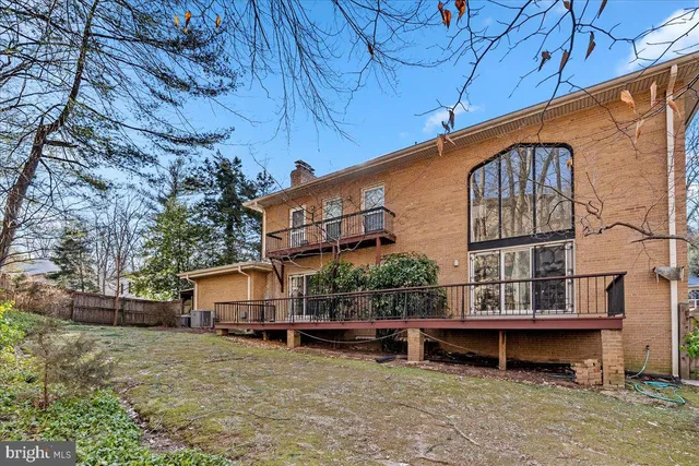 $1,667,500 | 4113 North River Street, McLean, VA 22101