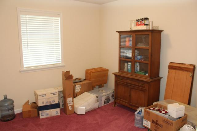 154 Ash Lane Kunkletown, PA 18058 - Photo 10 of 20 a living room with furniture