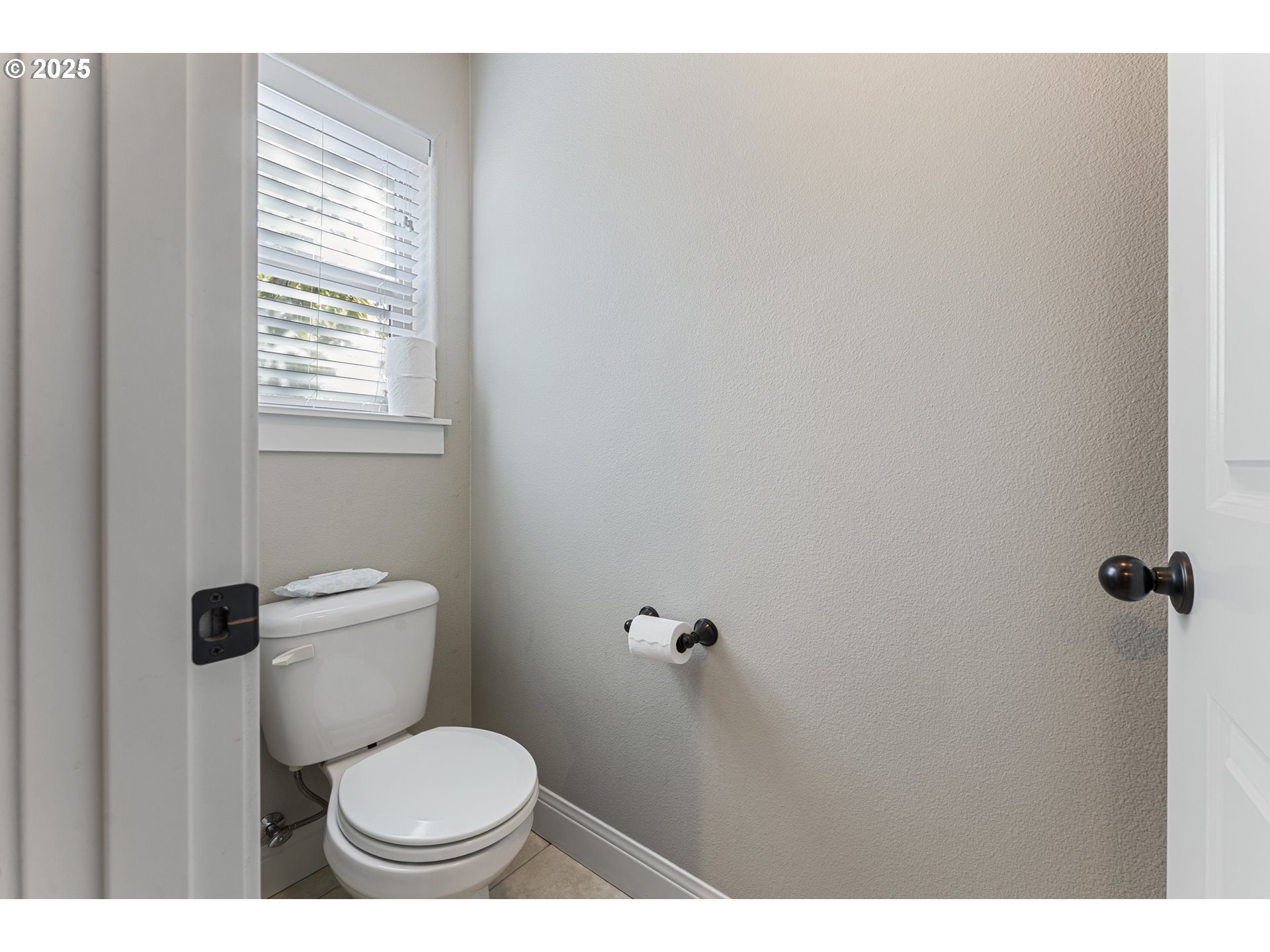 3118 Southwest 197th Avenue Beaverton, OR 97003 - Photo 19 of 29