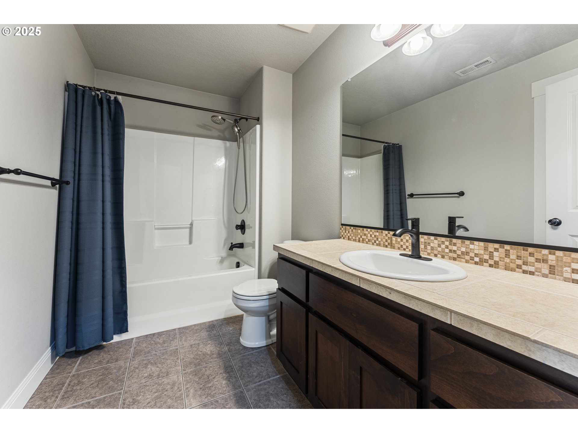 3118 Southwest 197th Avenue Beaverton, OR 97003 - Photo 22 of 29