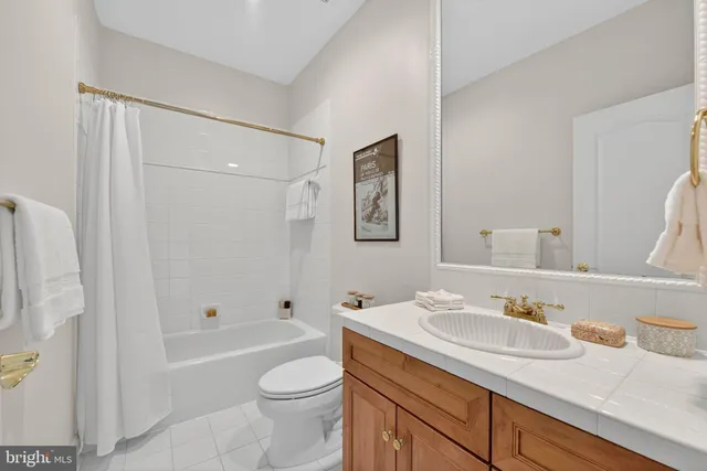 $2,595,000 | 1354 Lewinsville Mews Court, McLean, VA 22102