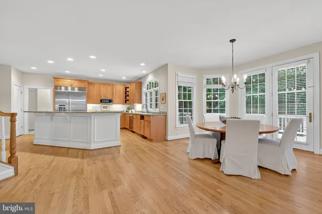 $2,595,000 | 1354 Lewinsville Mews Court, McLean, VA 22102