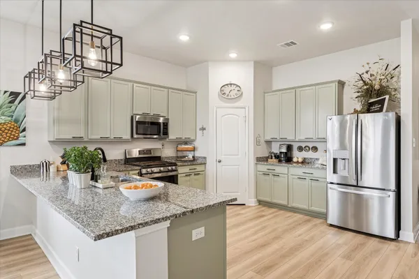 $389,000 | 923 Wild Vine Pass, Brenham, TX 77833