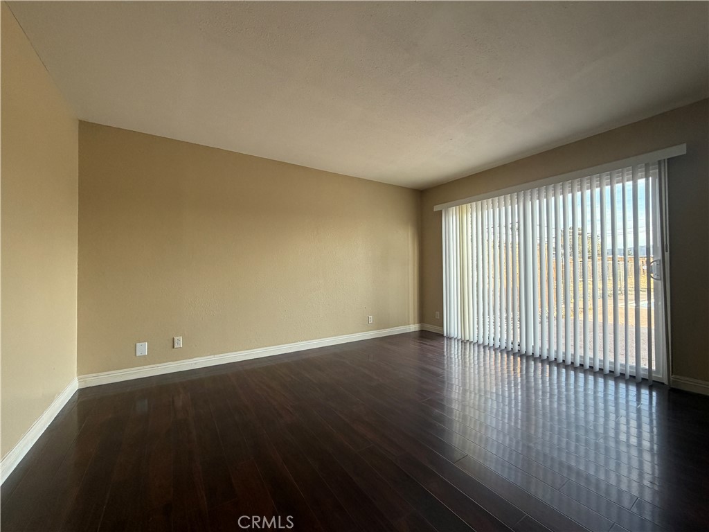 21011 Teton Road Apple Valley, CA 92308 - Photo 12 of 23