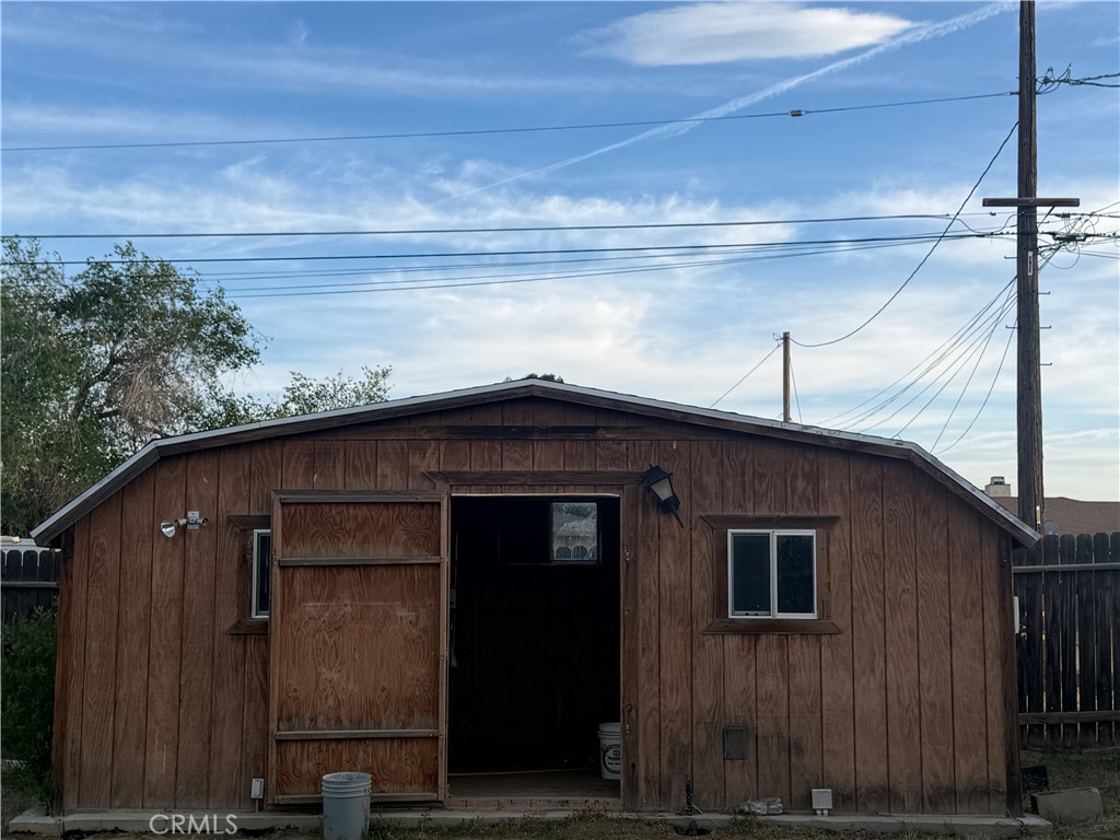 21011 Teton Road Apple Valley, CA 92308 - Photo 22 of 23