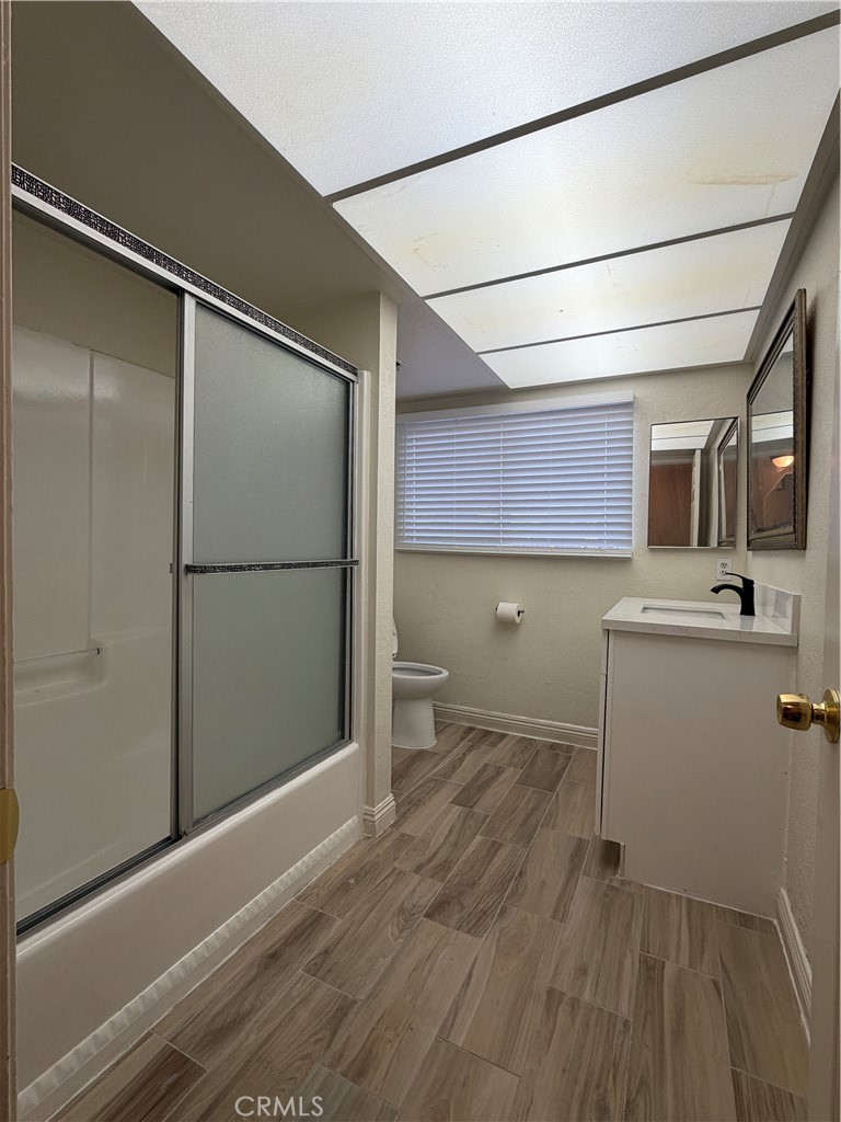 21011 Teton Road Apple Valley, CA 92308 - Photo 10 of 23