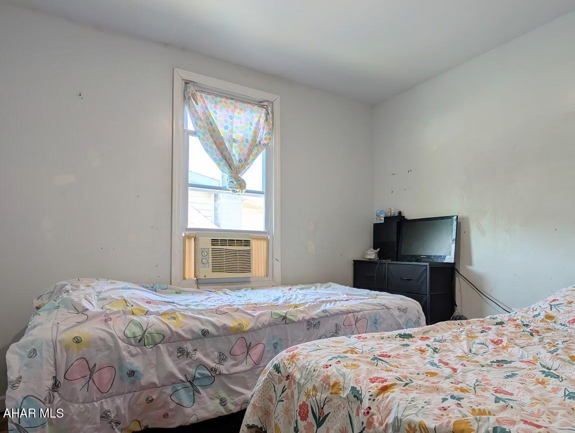 806 Spring Street Saxton, PA 16678 - Photo 14 of 39