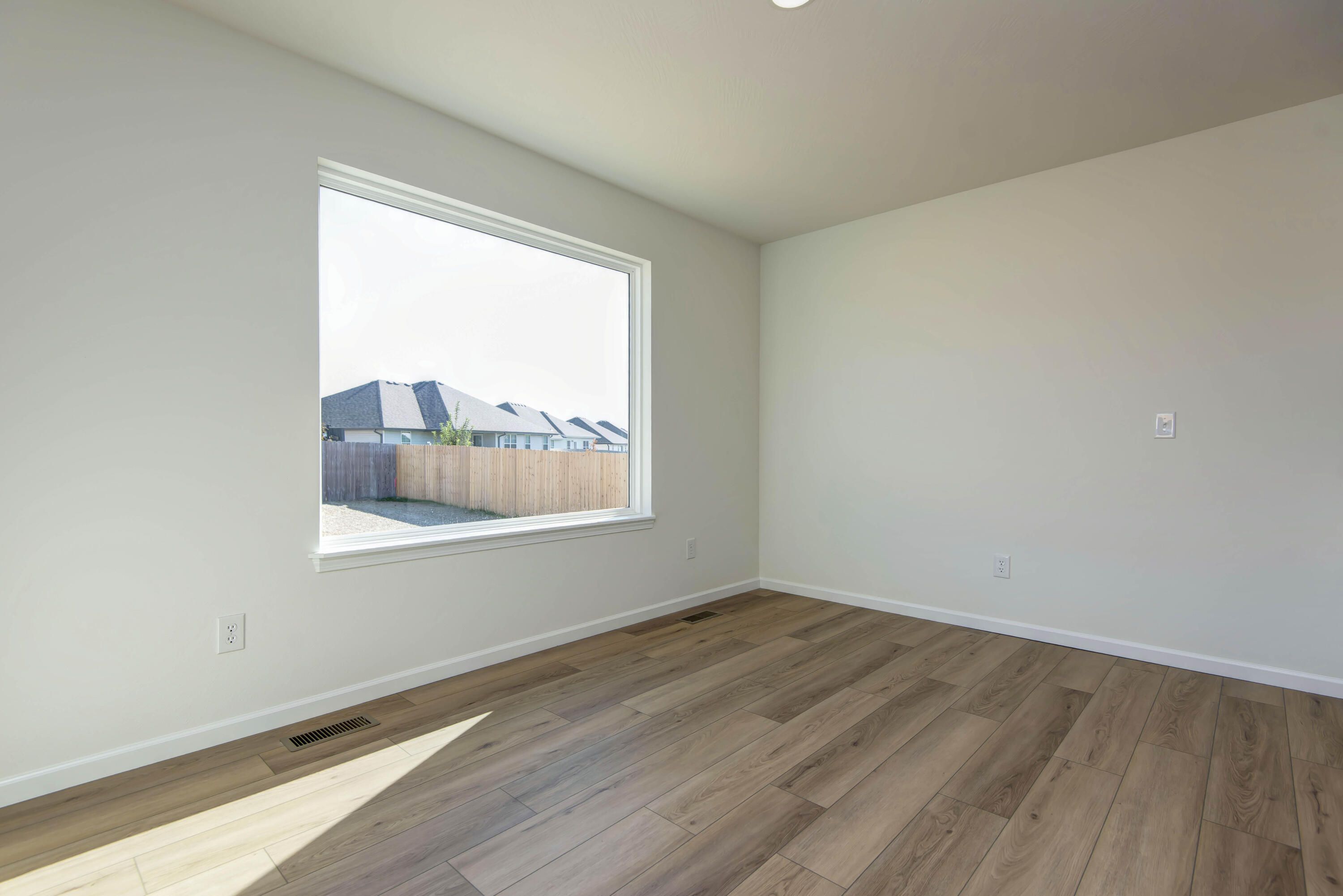 5250 West Josh Street Springfield, MO 65802 - Photo 9 of 25 Dining Room