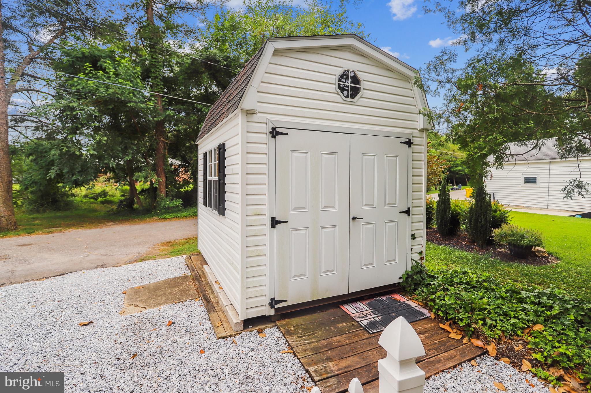 1948 Cedar Road Pasadena, MD 21122 - Photo 15 of 47 storage shed