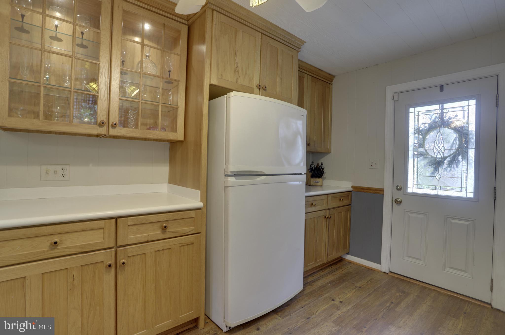 1948 Cedar Road Pasadena, MD 21122 - Photo 23 of 47 Gallery Image 23