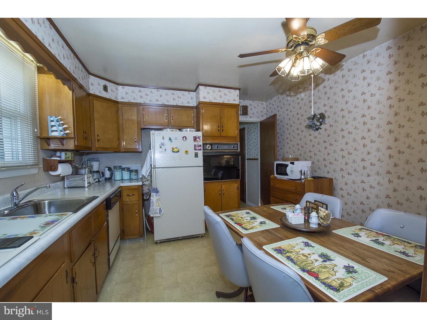 151 Brookside Road Newtown Square, PA 19073 - Photo 2 of 14