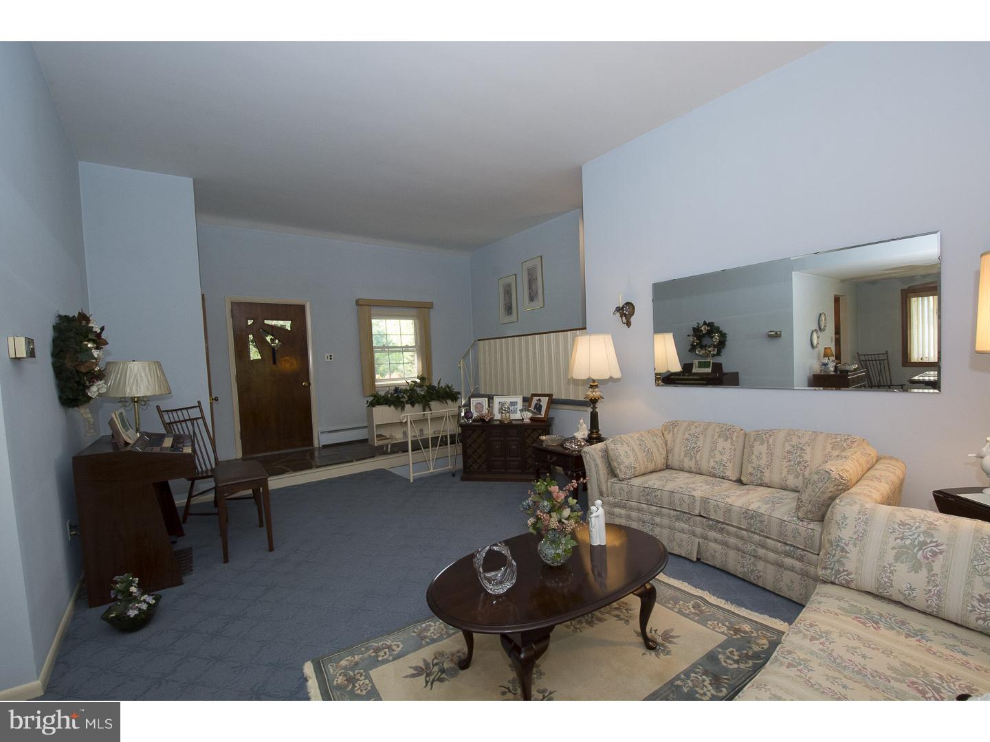 151 Brookside Road Newtown Square, PA 19073 - Photo 4 of 14
