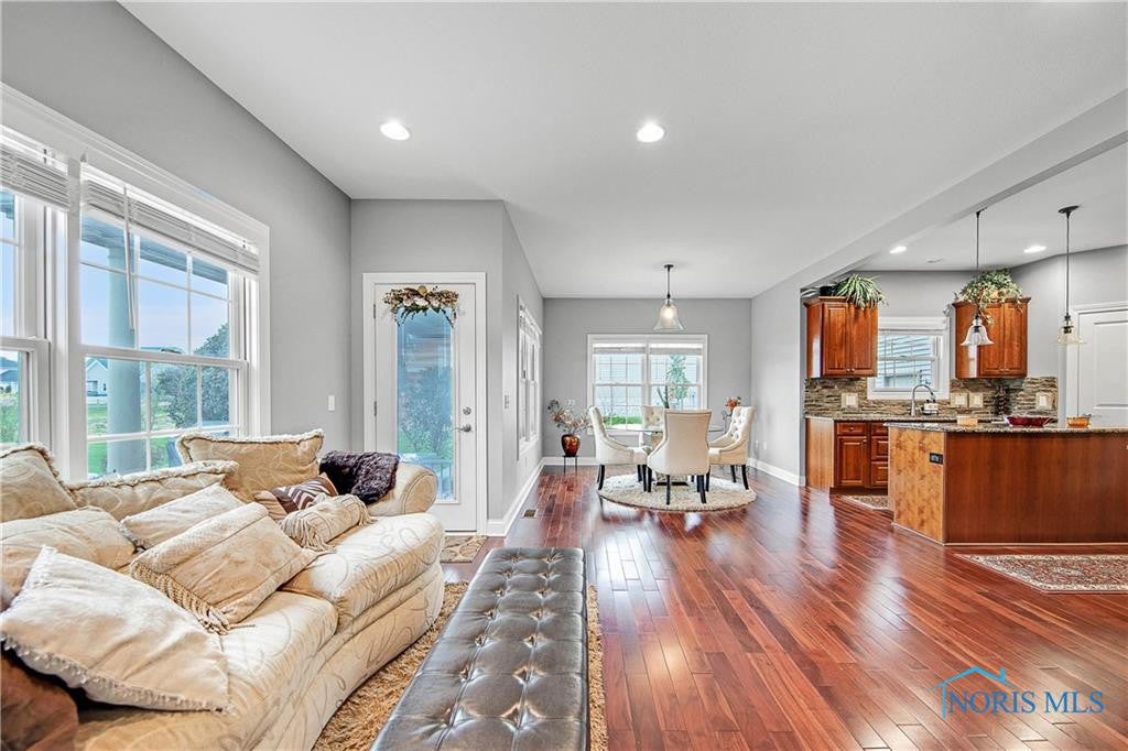 25595 Seminary Road Perrysburg, OH 43551 - Photo 20 of 50 Gallery Image 20