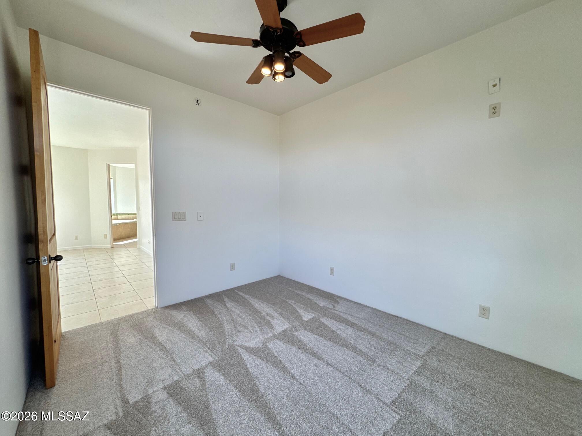 16781 Sycamore Ridge Trail Vail, AZ 85641 - Photo 18 of 50 Primary wing has room for home office, workout gym, or nursery