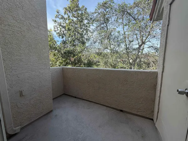 $419,000 | 400 Sea Cliff Way, Unit 402, Oceanside, CA 92056