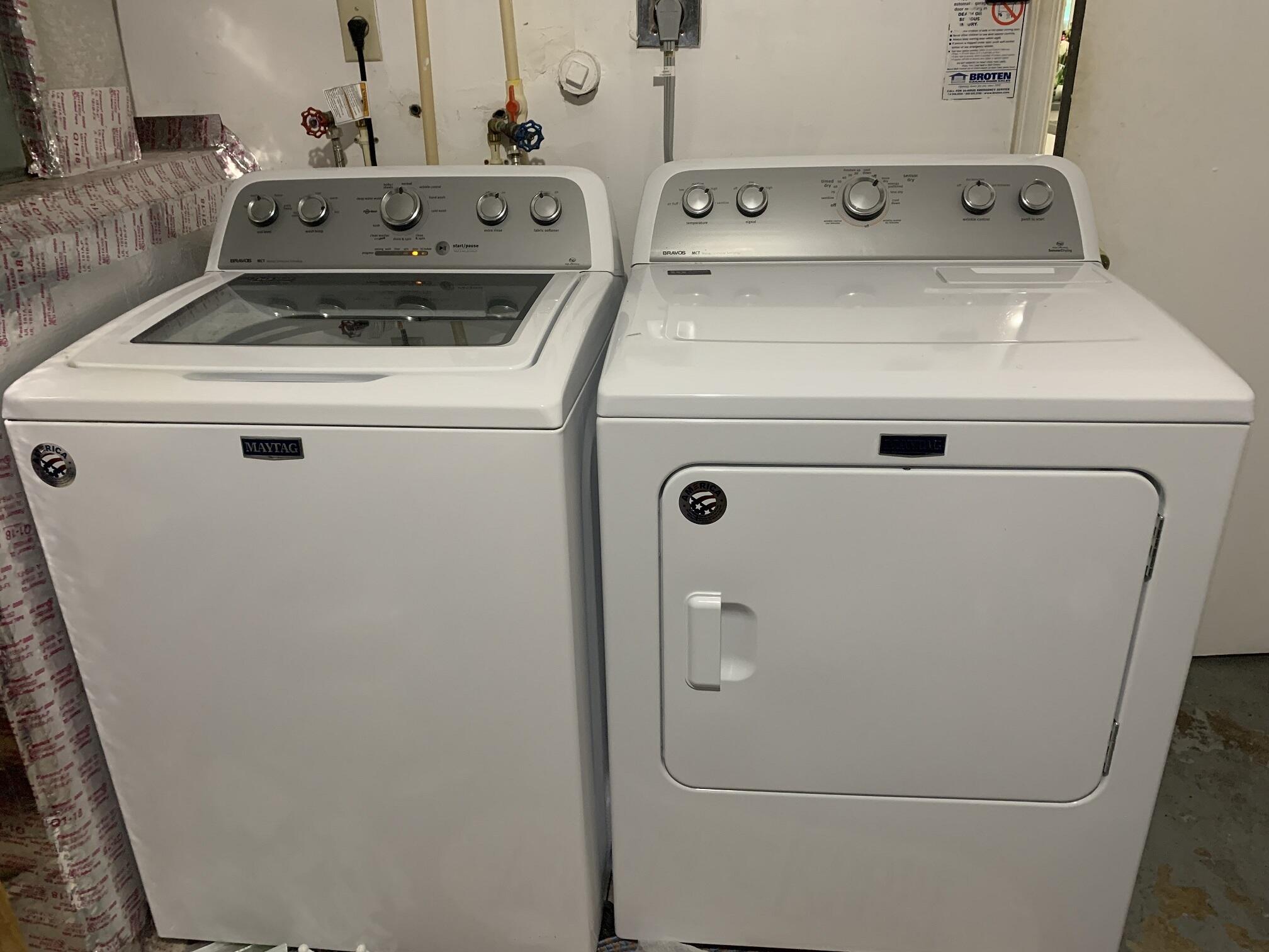 8438 Dynasty Drive Boca Raton, FL 33433 - Photo 27 of 34 Maytag washer & dryer