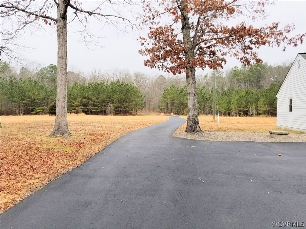 2470 State Rte 635 Midlothian, VA 23113 - Photo 5 of 28 Gallery Image 5