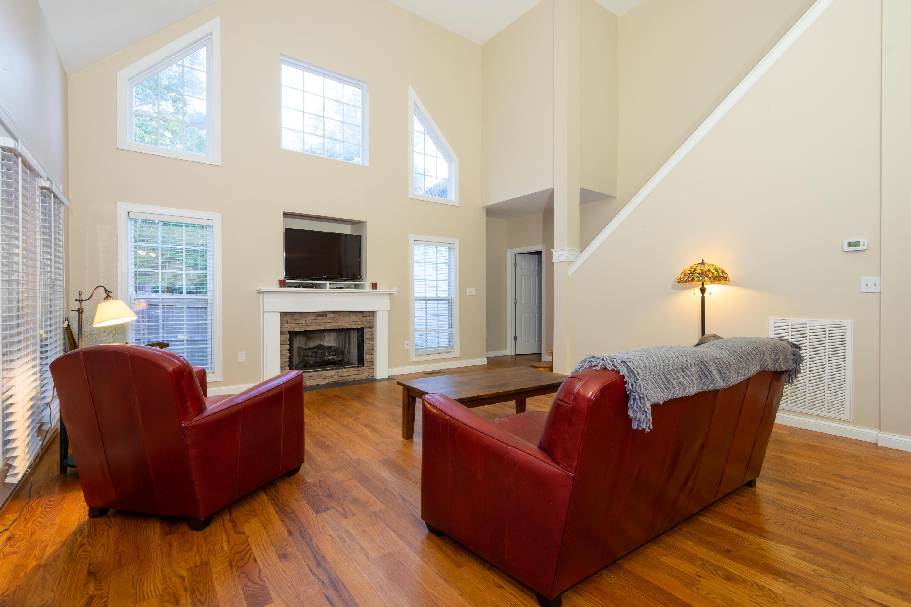 254 Hargis Road Signal Mountain, TN 37377 - Photo 2 of 20 Great Room