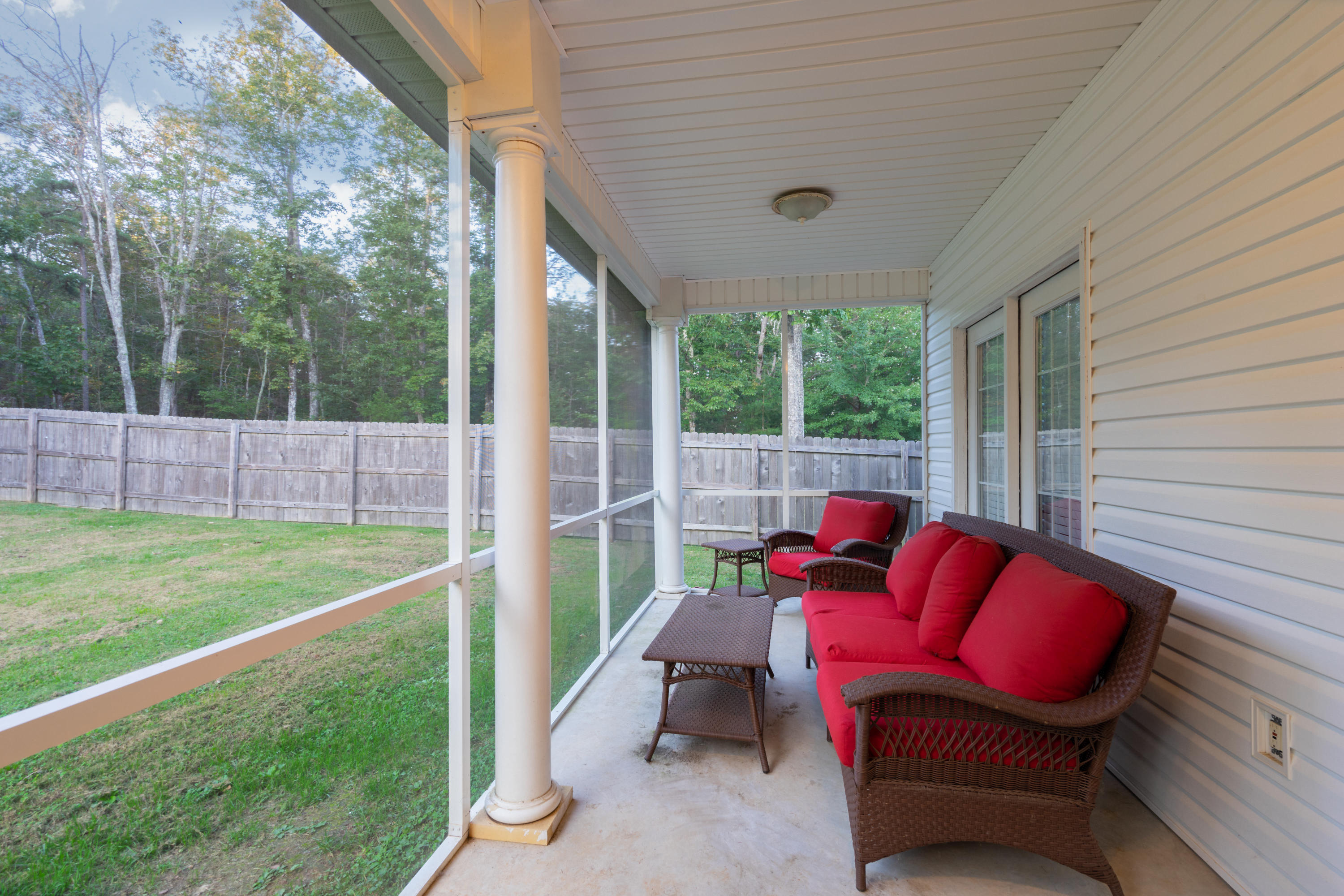 254 Hargis Road Signal Mountain, TN 37377 - Photo 17 of 20 Screened Porch