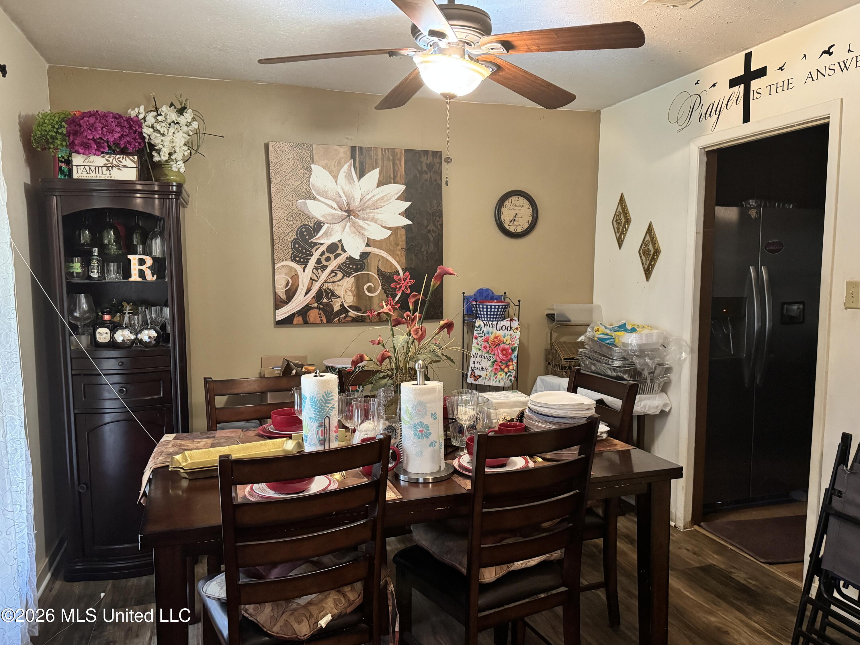 3432 Dundee Lane Jackson, MS 39212 - Photo 7 of 23 IMG_8962