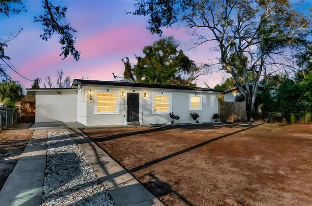 $335,000 | 2906 East 97th Avenue, Tampa, FL 33612