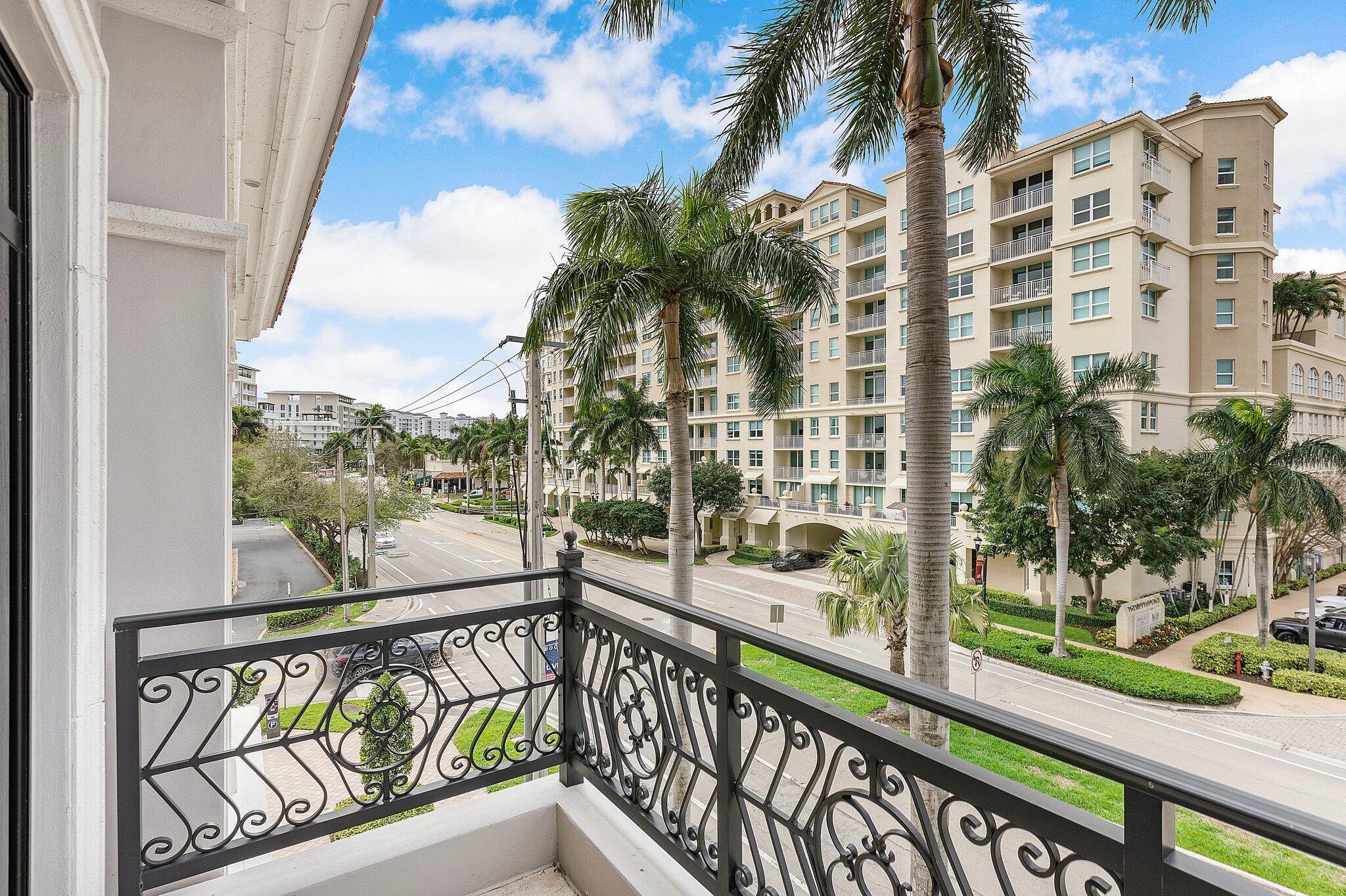 200 East Palmetto Park Road, Unit 10 Boca Raton, FL 33432 - Photo 26 of 47 Balcony View from Primary Bedroom