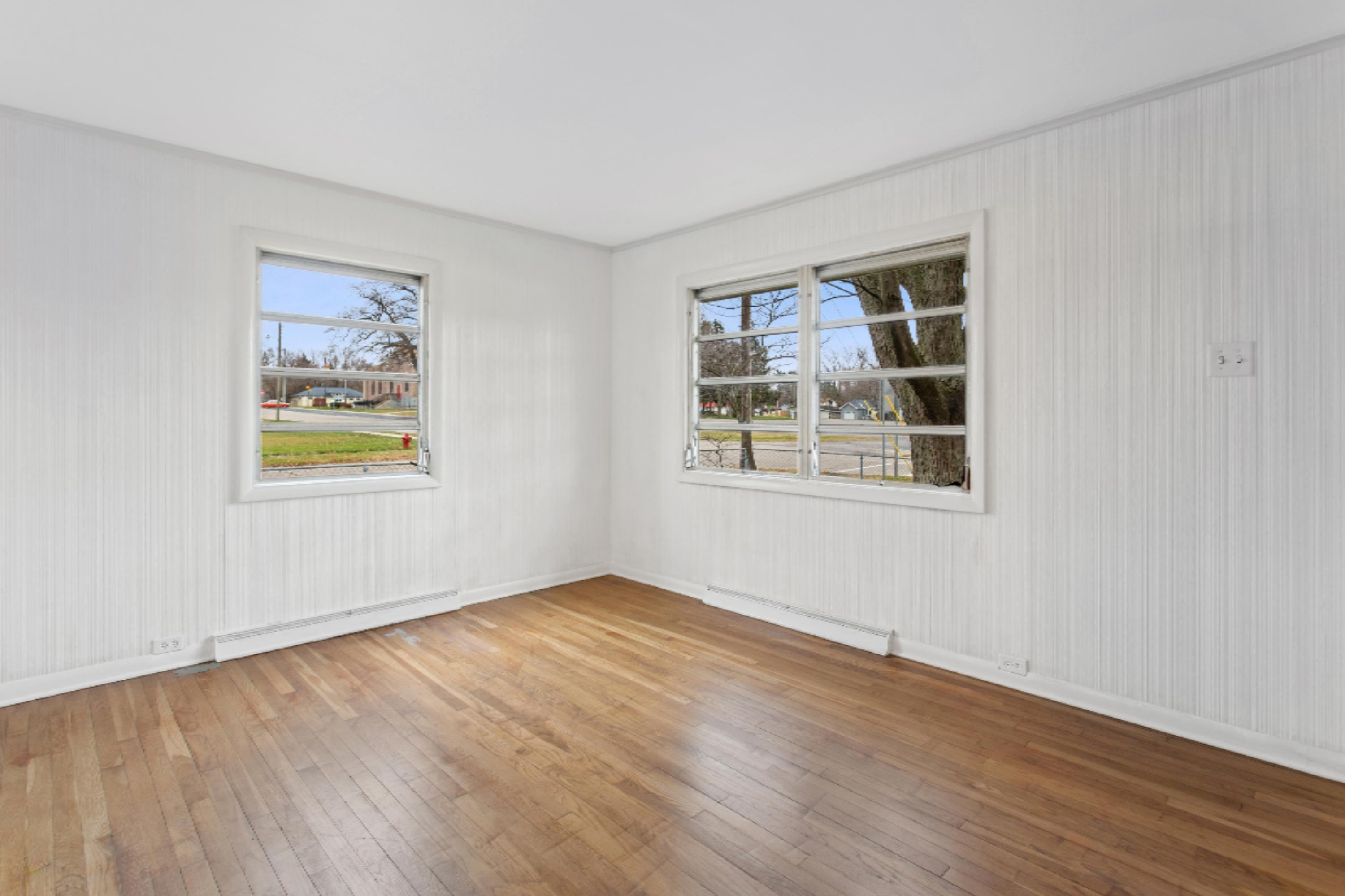 103 North Berrien Street New Buffalo, MI 49117 - Photo 15 of 22 Bedroom #2