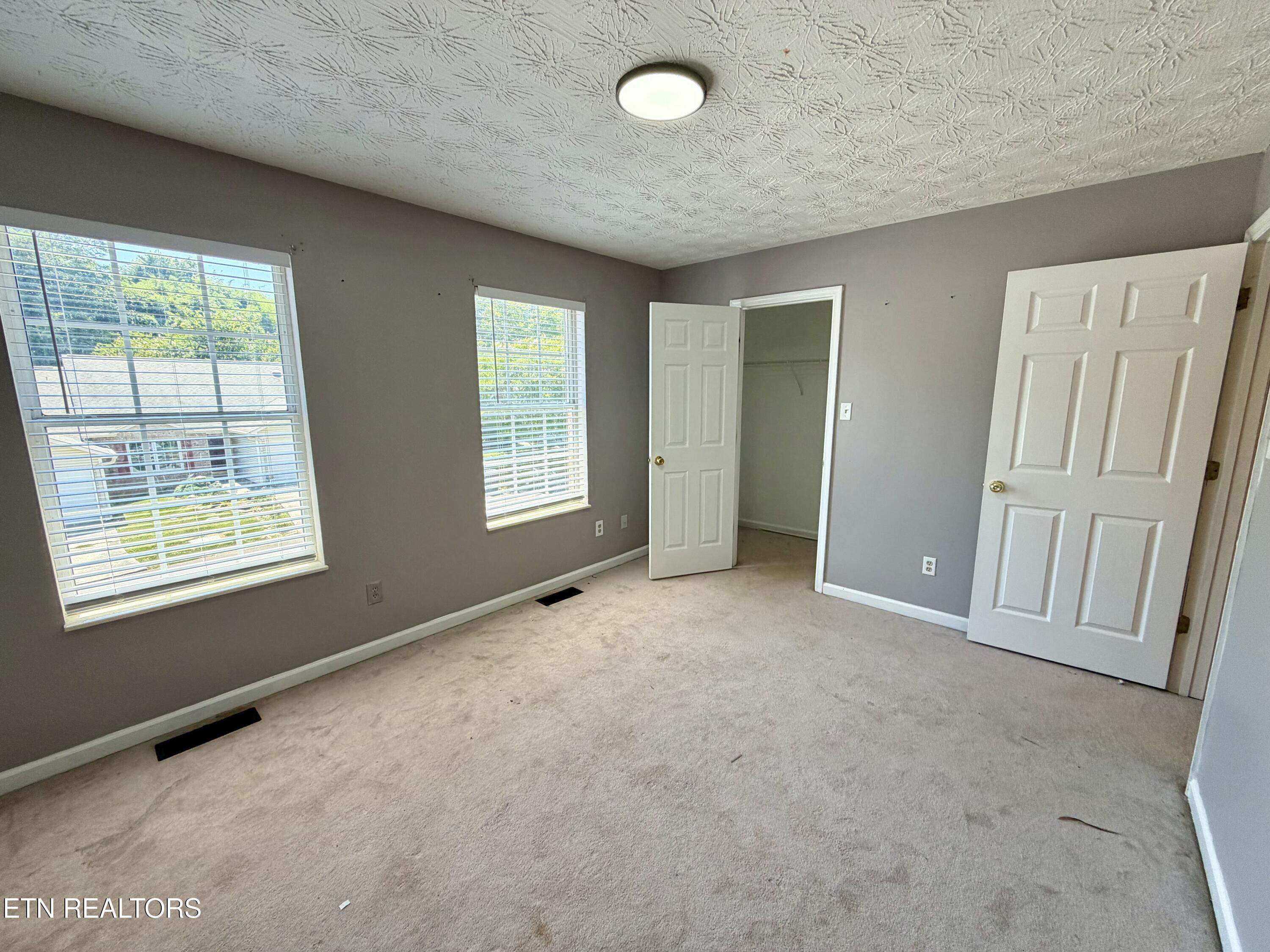 7809 Stone Garden Way Powell, TN 37849 - Photo 12 of 22 IMG_8837