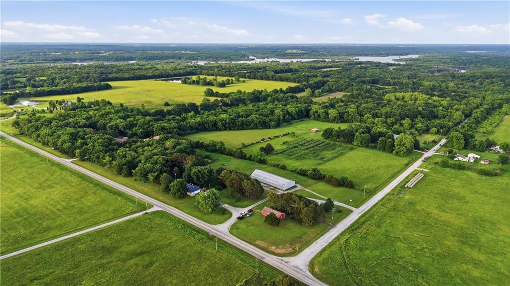 703 Northeast 102P Road Clinton, MO 64735 - Photo 45 of 53