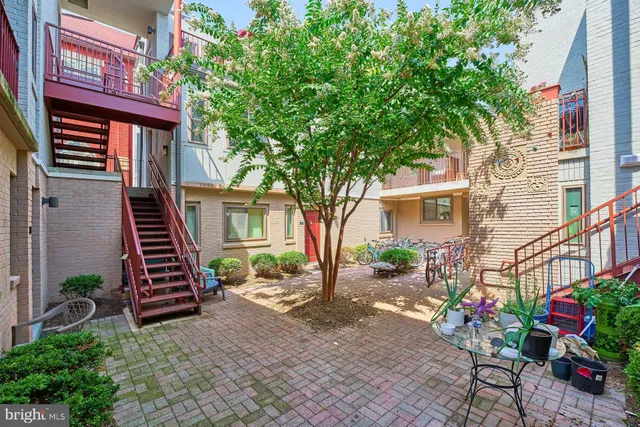 $309,000 | 1225 Fairmont Street Northwest, Unit 202, Washington, DC 20009